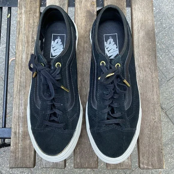 Vans Old Skool Low Skate Shoes Women's 7.5 Men's 6 Black Suede Gold Lace Aglets - Picture 10 of 12